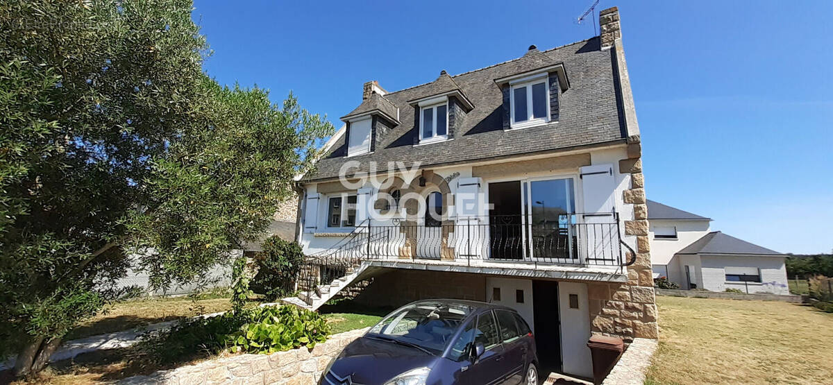 Maison 5 pièces 128 m² · à Crehen · 128 m² · 267 240 €