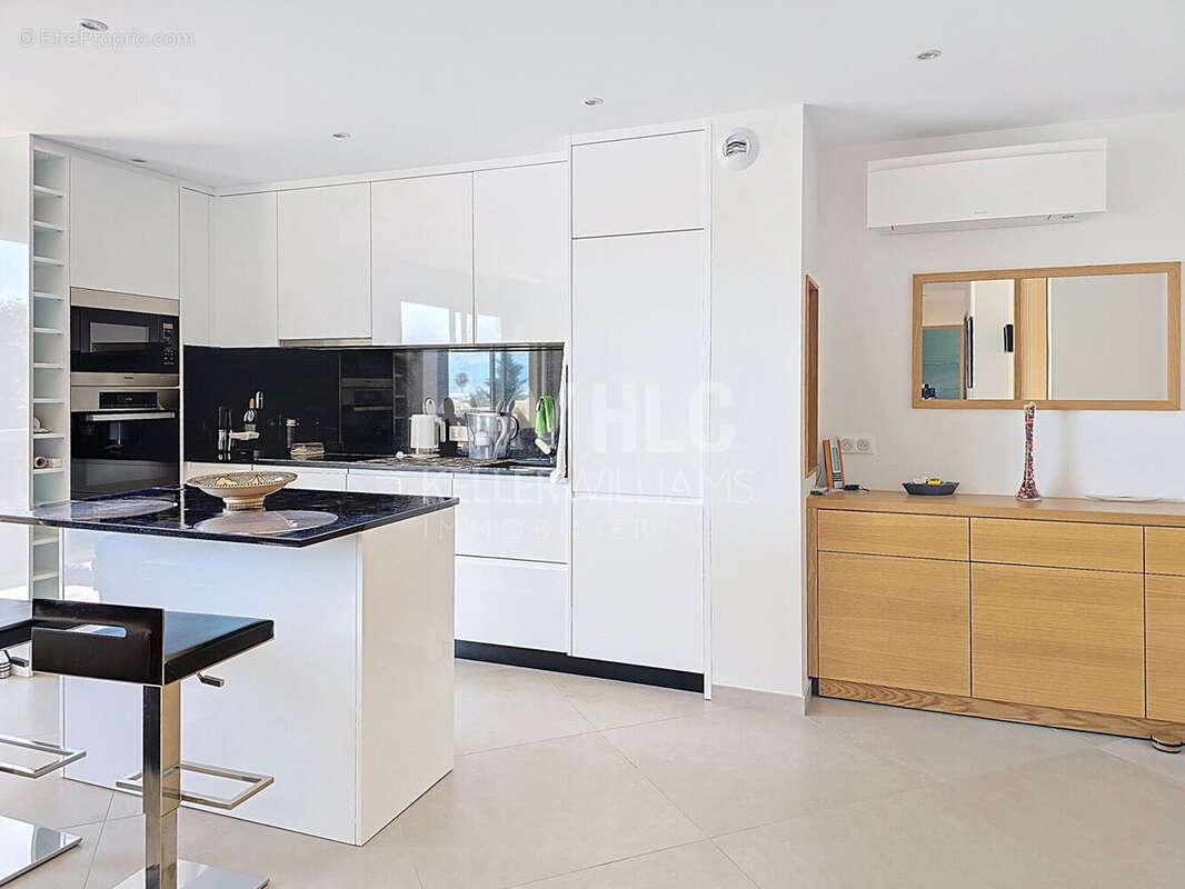 Appartement 51 m² à Antibes  - photo 4