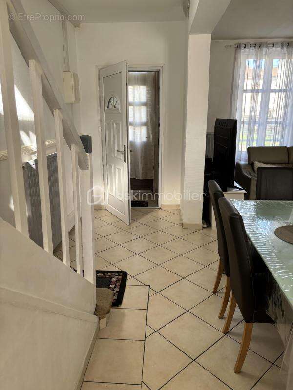 Maison à CREPY-EN-VALOIS