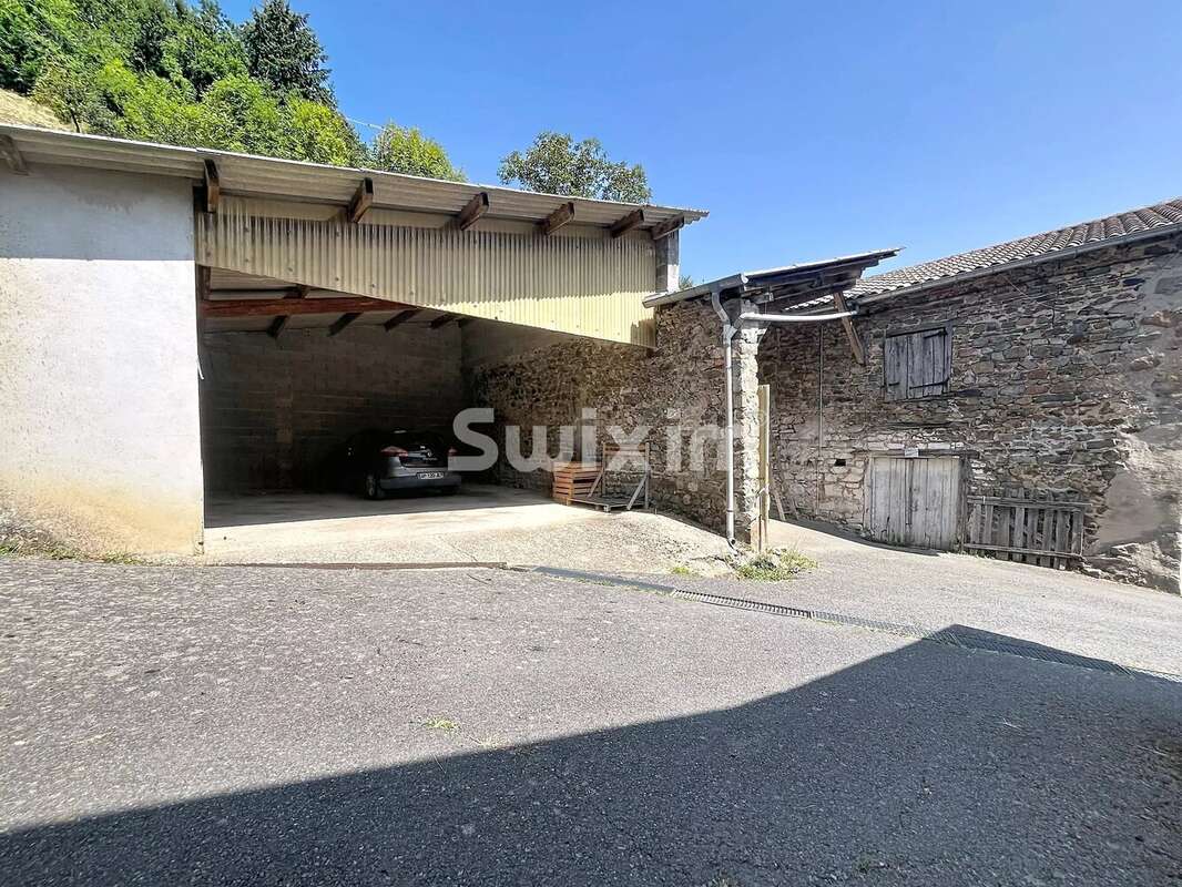 Propriété avec fort potentiel - photo 3