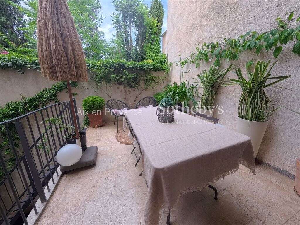 Appartement centre ville/Terrasse - photo 2