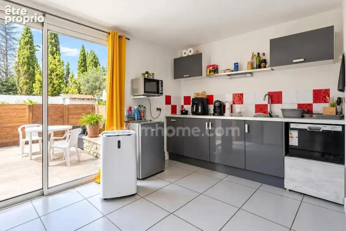 Plaissan (34230) – ensemble immobilier – 5 appartements – terrain 1 055 m² – piscine – potentiel locatif - photo 7