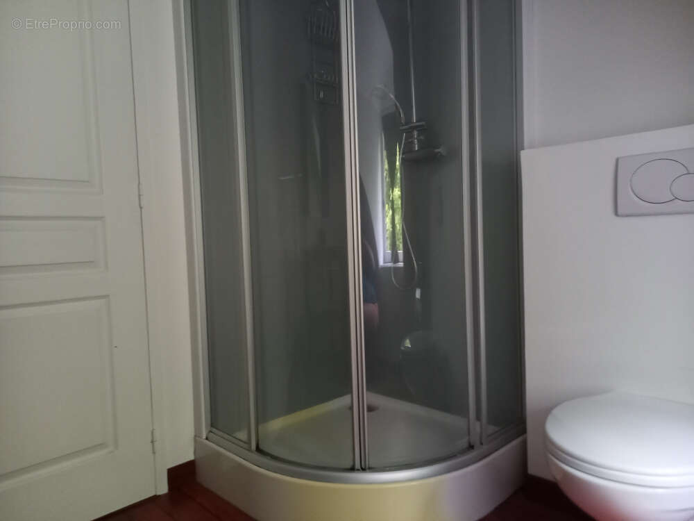 Maison à CRESSEVEUILLE