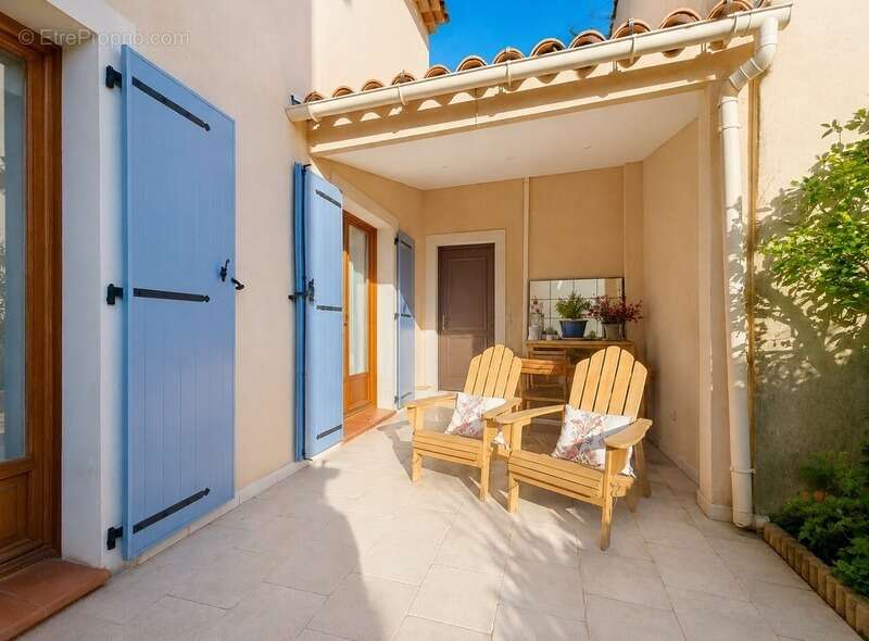 Maison à vendre 4 pièces LE CANNET (06) - photo 16