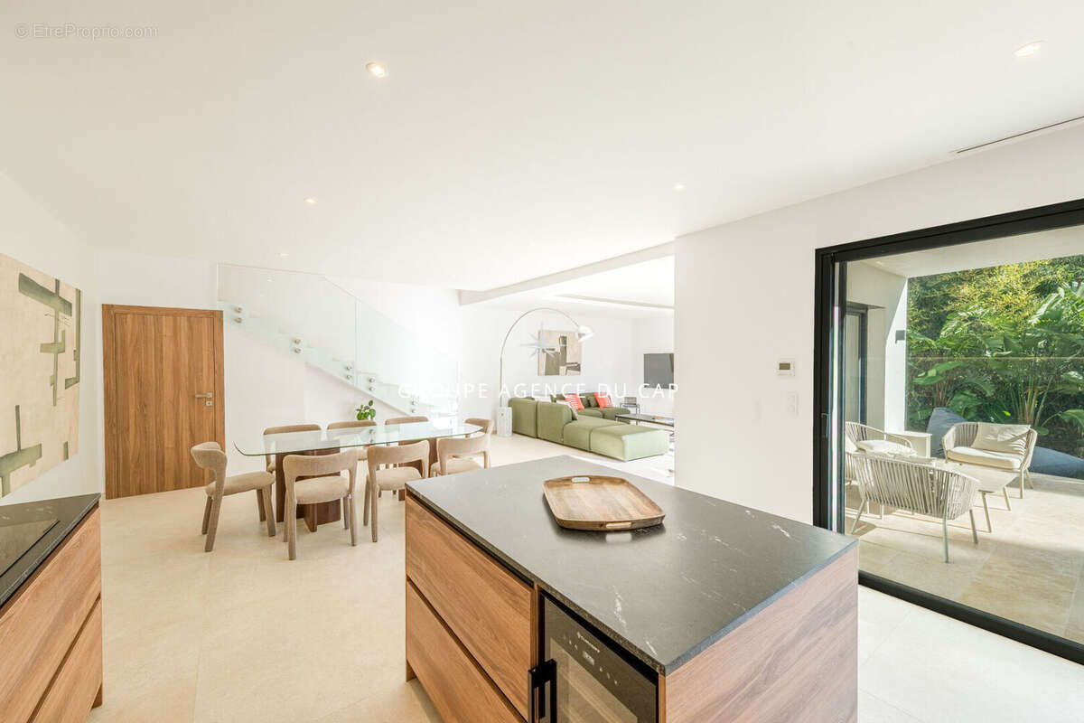 Maison à SAINT-RAPHAEL