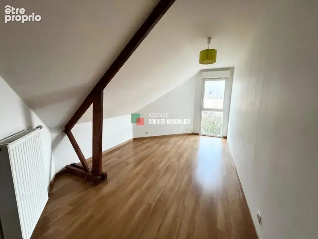 ACIGNE - Maison 7 pièces de 135m² - photo 10