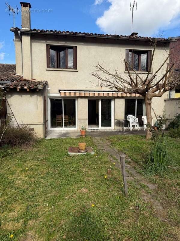 Maison à LEVIGNAC