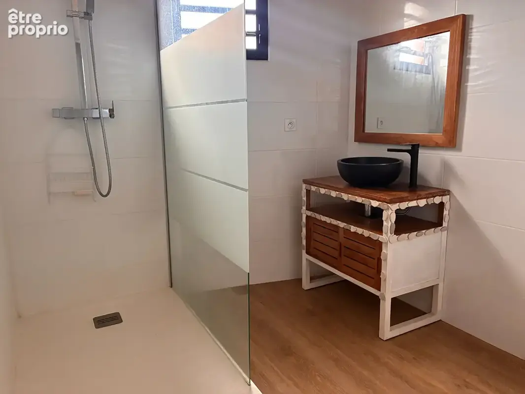 villa T5 avec piscine quartier grand fond à Saint-Leu - photo 5