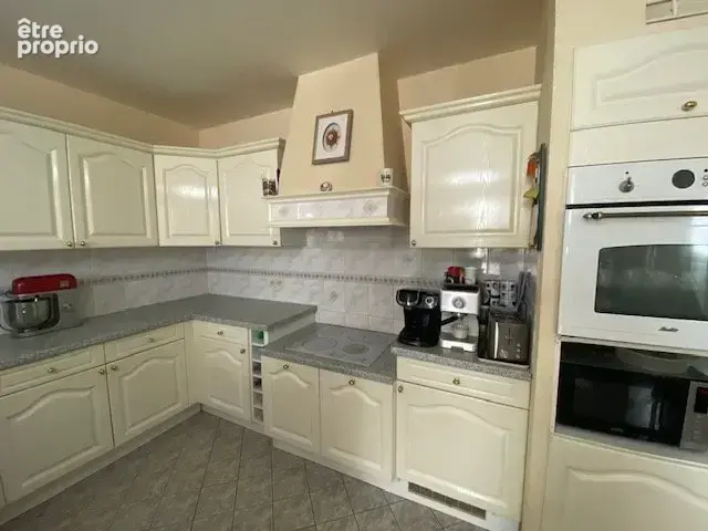 Maison 9 pièces 234 m² à vendre à Chassignolles (36400) - photo 4