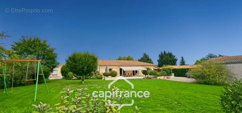 Maison à BELLERIVE-SUR-ALLIER