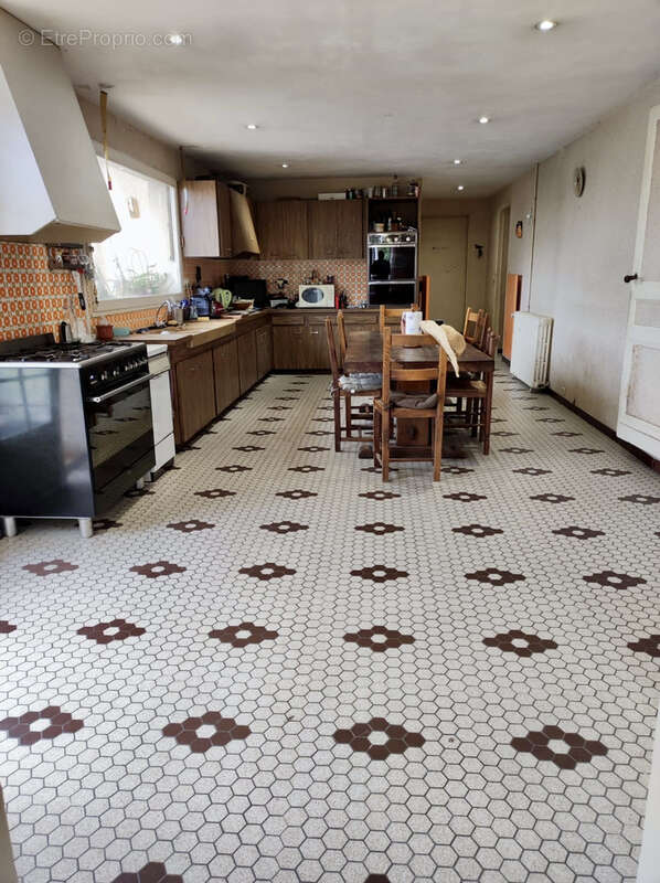 Maison à SAINT-ESTEPHE