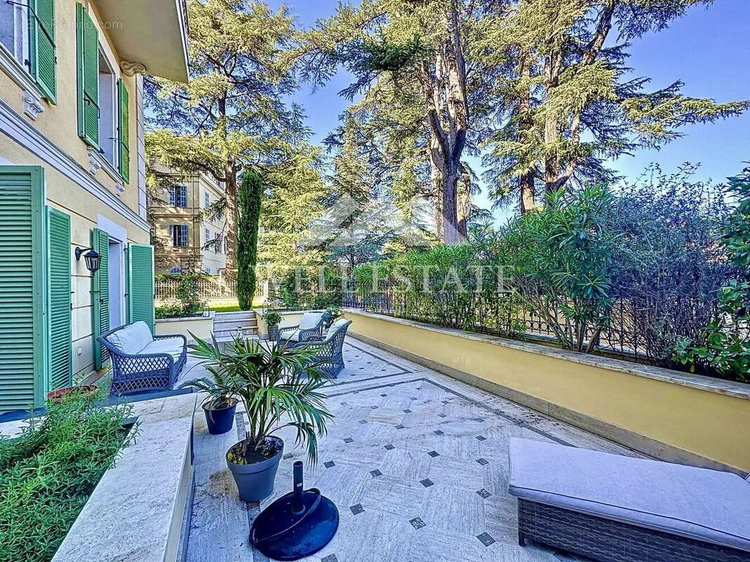 Cannes oxford appartement 3 piece de 110m2 avec jardin privatif et piscine - photo 14