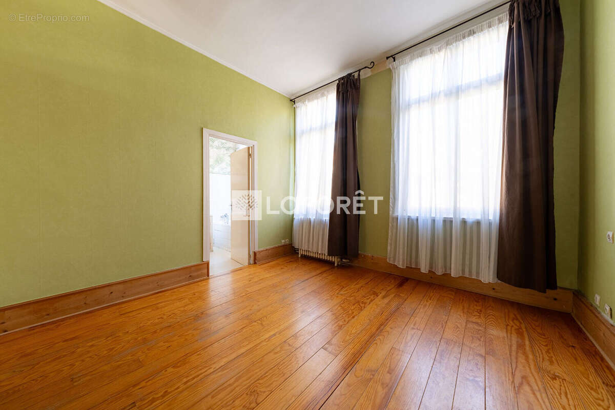 Jolie maison bourgeoise de 180 m² hab - photo 8