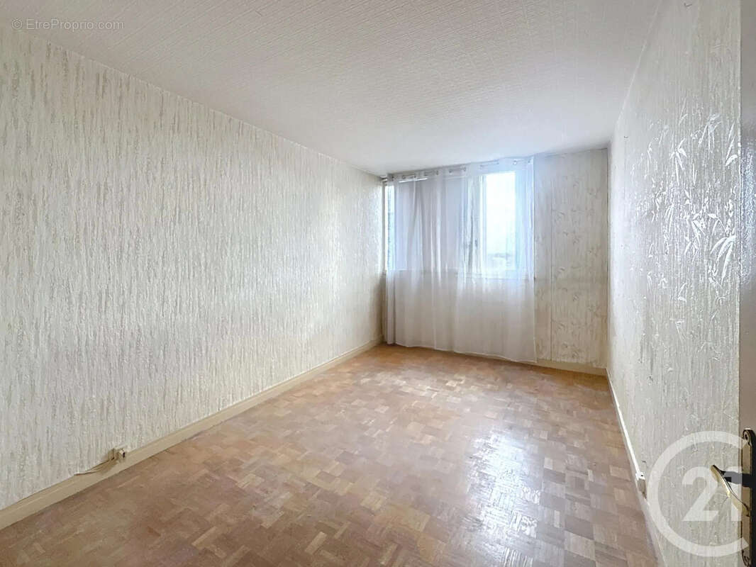 Appartement à GARGES-LES-GONESSE