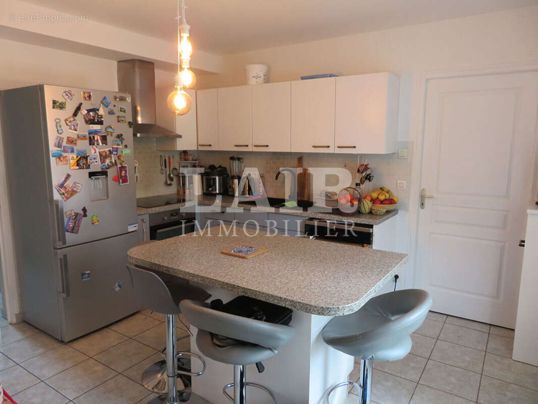 Maison à vendre à 5 minutes de Pré en Pail - Réf : A14072 - photo 4