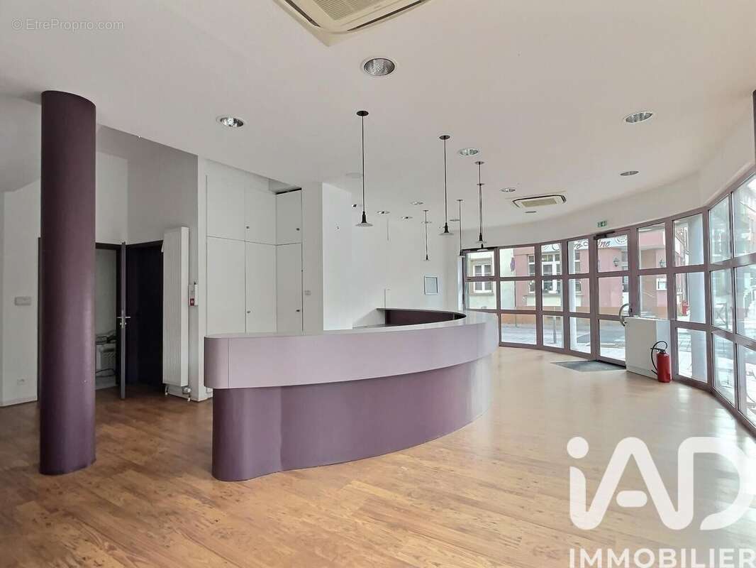 Photo 2 - Commerce à SARREGUEMINES