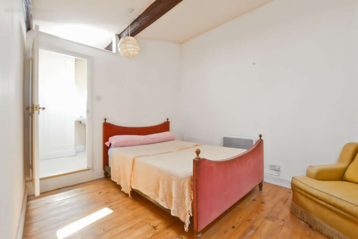 Maison de caractère 186 m² – 5 chambres dont 4 suites parentales – Terrasse – Causses-et-Veyran - photo 18