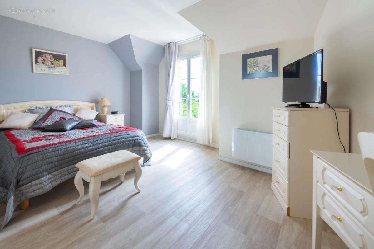 Maison à TRIEL-SUR-SEINE