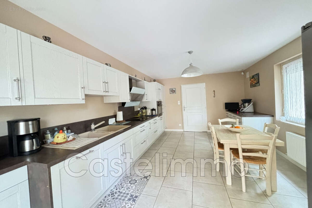 Maison à CASTELSARRASIN