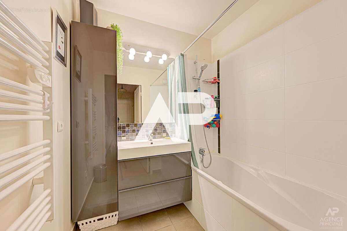 Appartement à RUEIL-MALMAISON