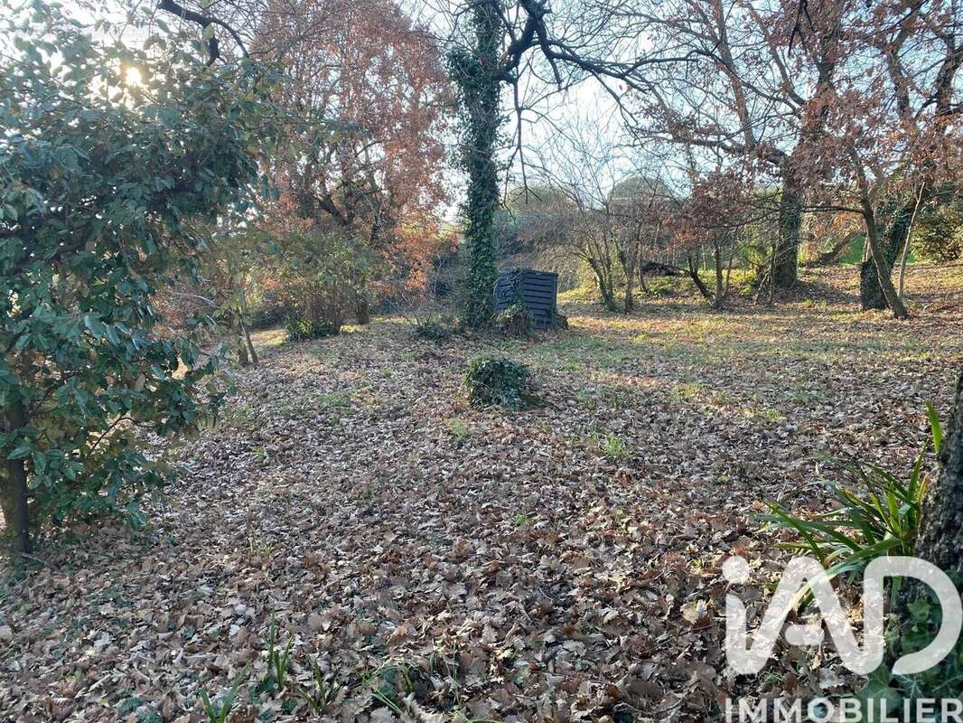 Photo 6 - Terrain à SOYONS