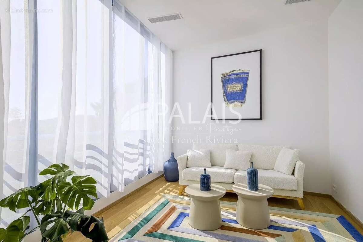 Appartement à BEAULIEU-SUR-MER