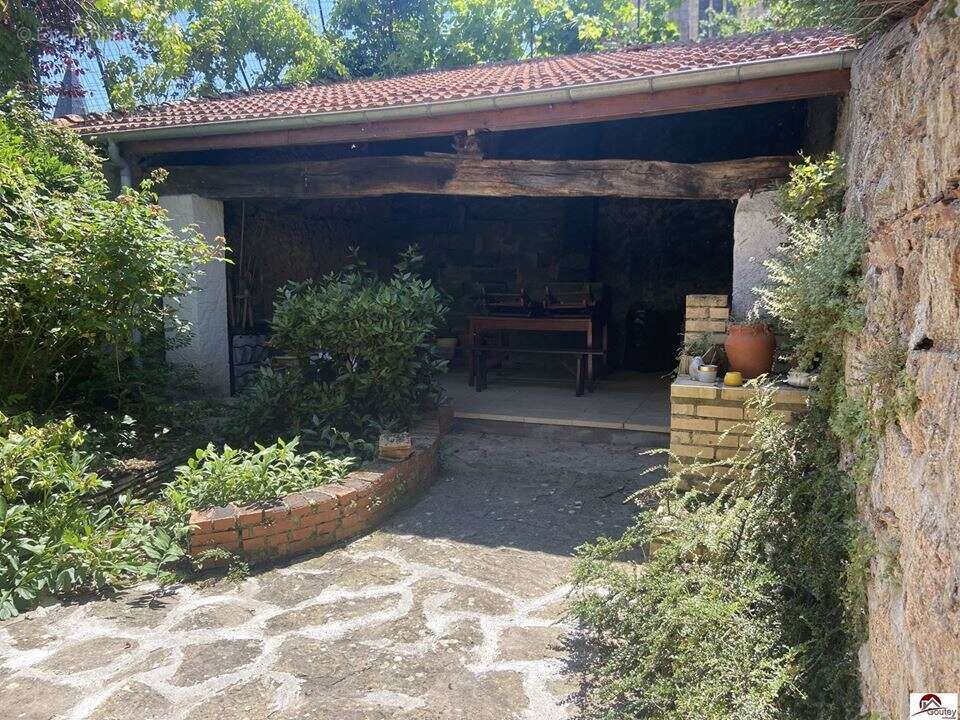 Maison 196 m² à Ambierle  - photo 3