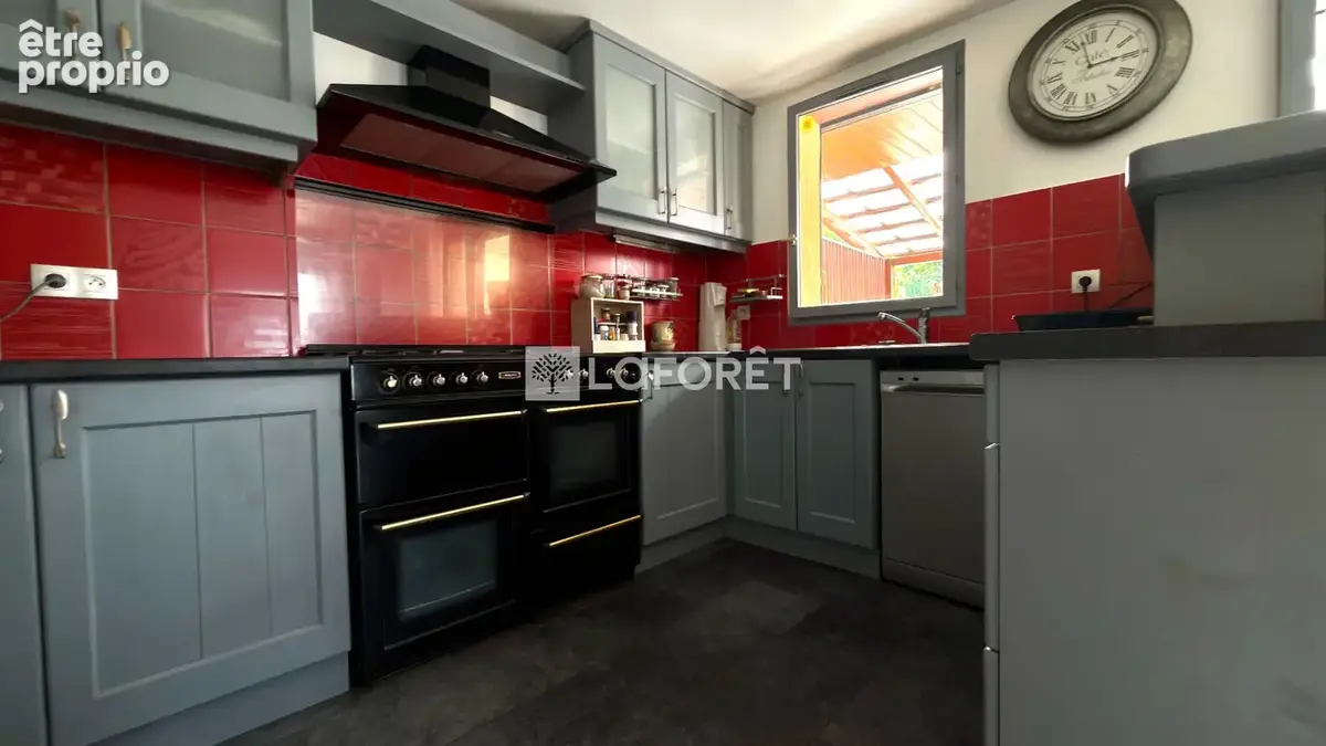 A Vendre à Notre-Dame-des-Millières - 3 chambres - photo 8