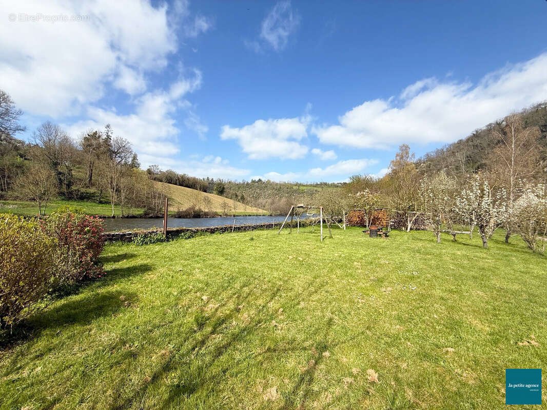 Maison à PONT-D'OUILLY