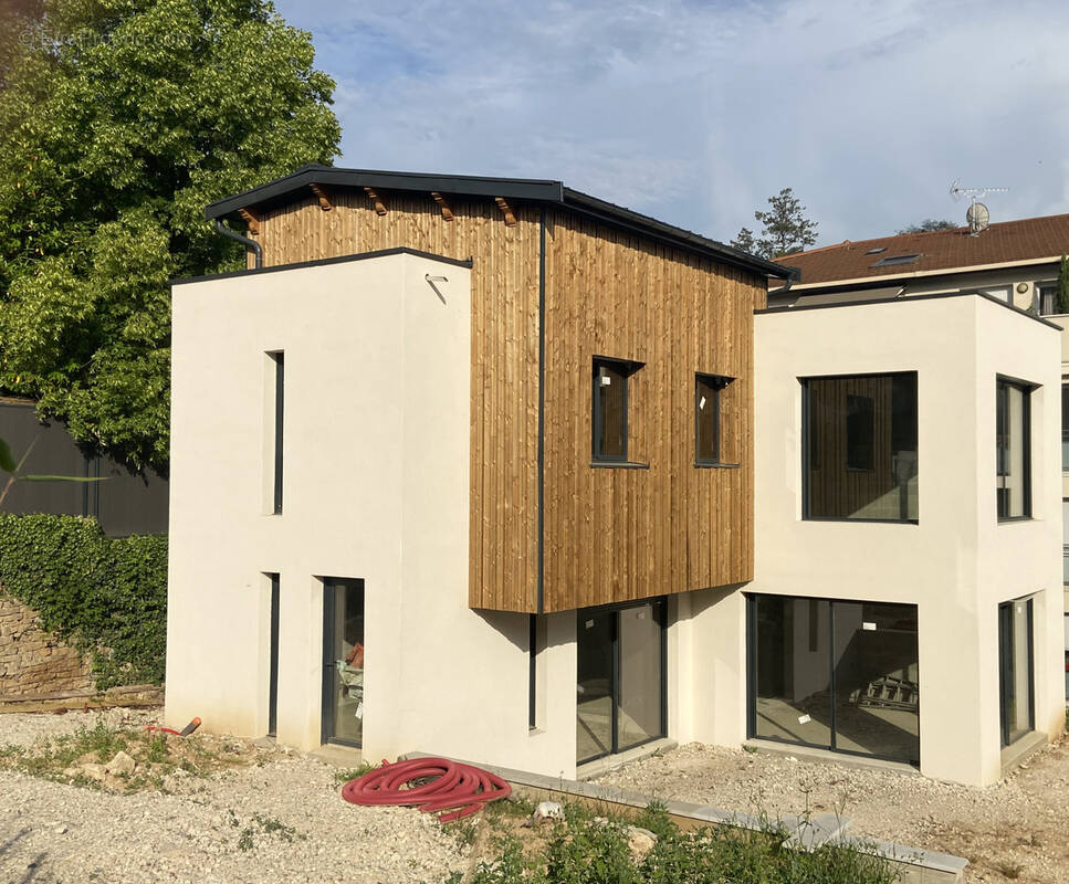 Appartement à LIMONEST