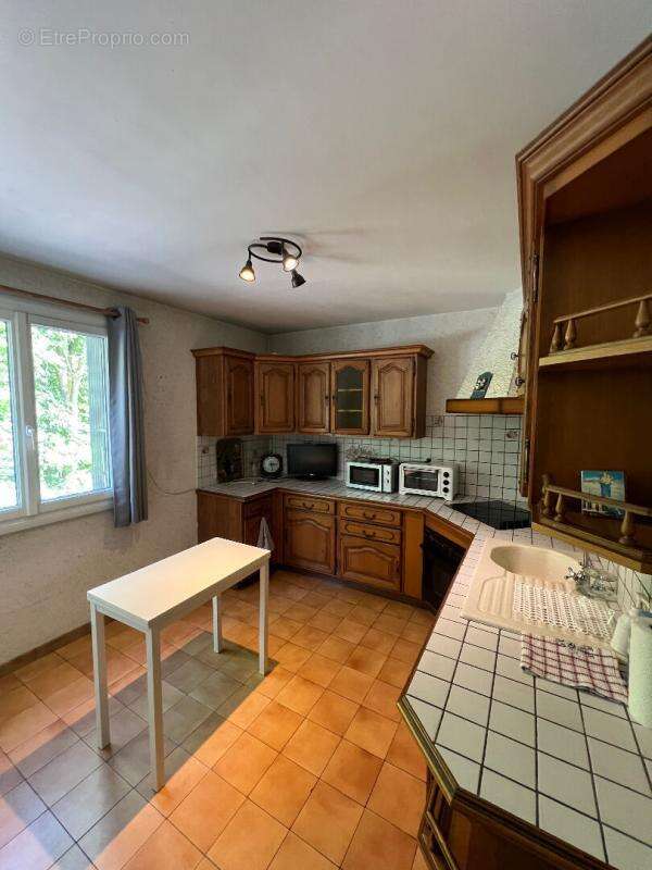Appartement Guilherand Granges 5 pièce(s) 93 m2, garage, cave - photo 6