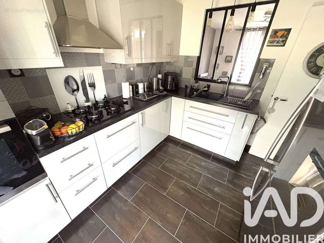 Maison 57 m² à Livry-Gargan  - photo 5