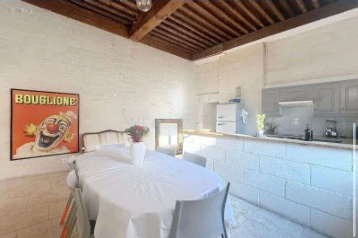 Appartement à UZES