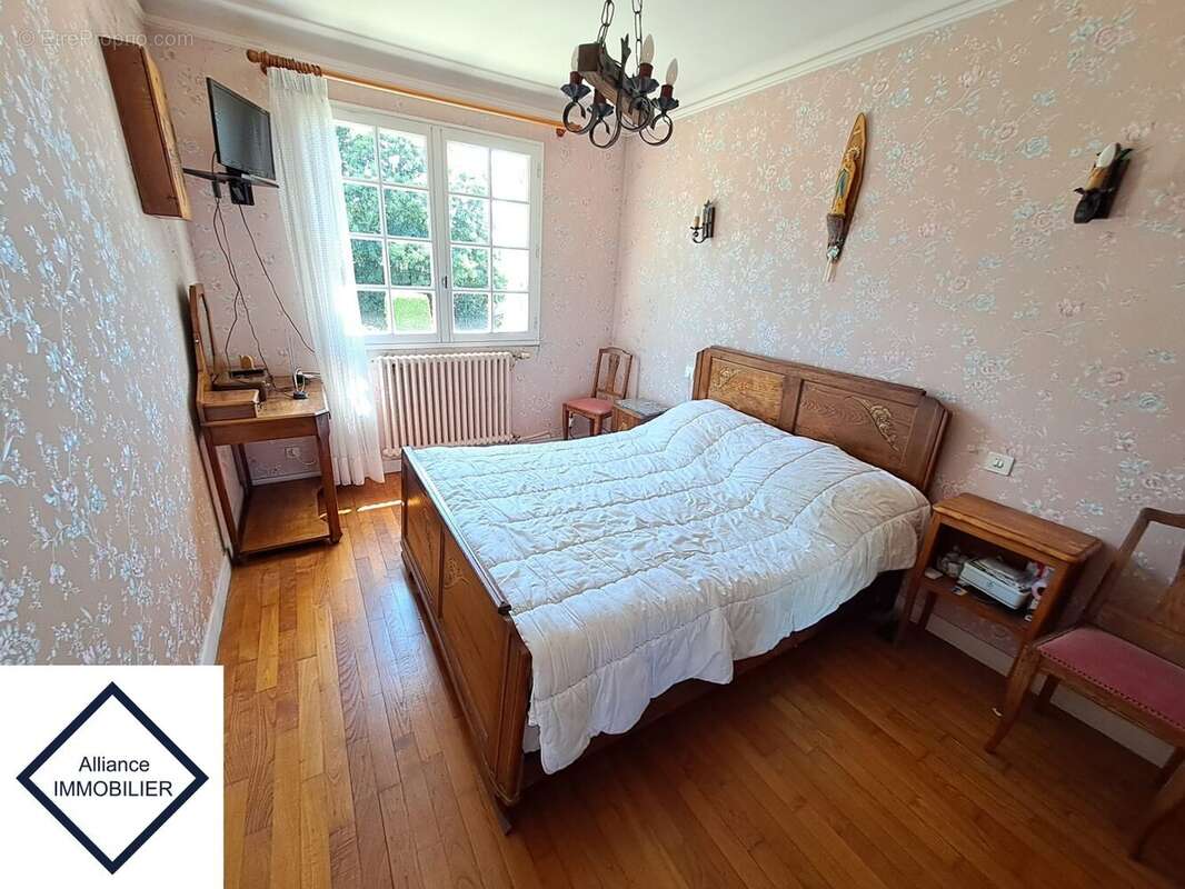 chambre 3 - Maison à BECHEREL