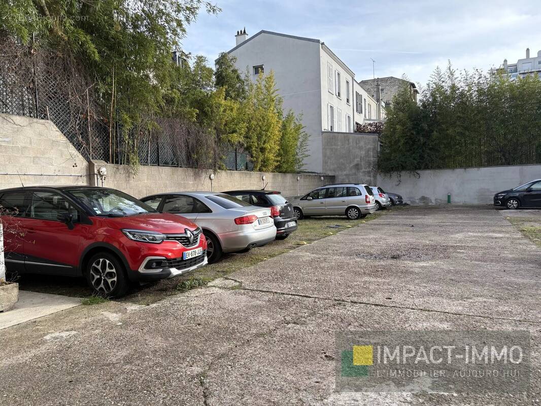 Parking à ASNIERES-SUR-SEINE