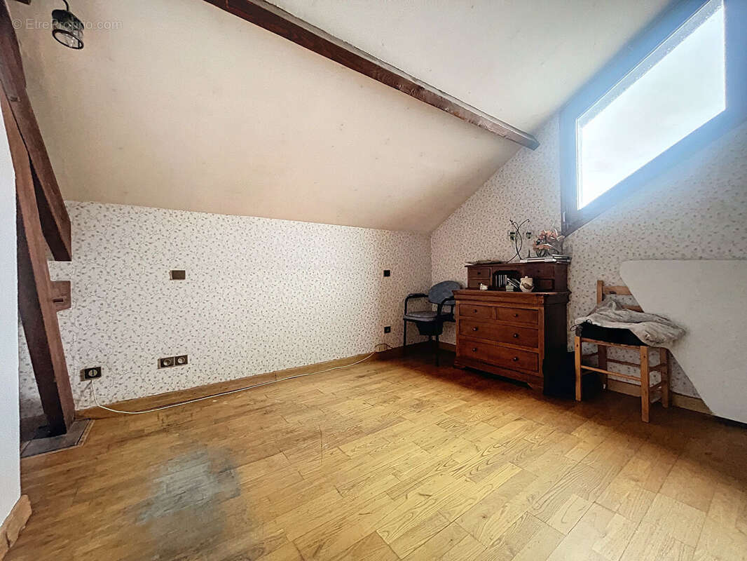 Maison à TINQUEUX