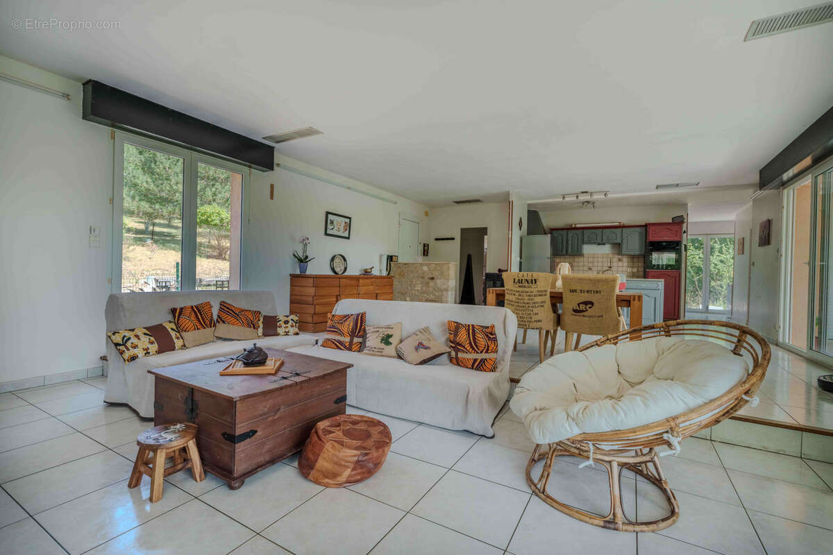 'Coline' Maison 5 chambres - garage- jardin - photo 10