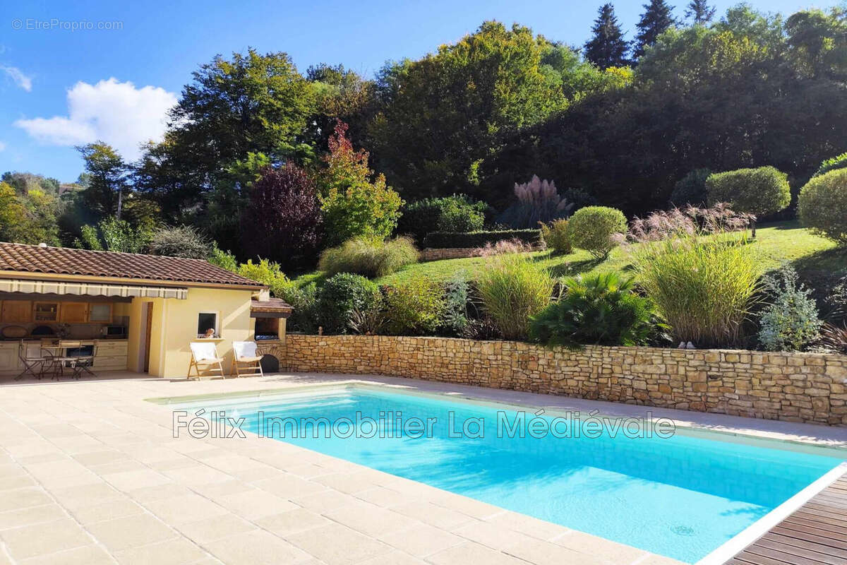 Maison à SARLAT-LA-CANEDA