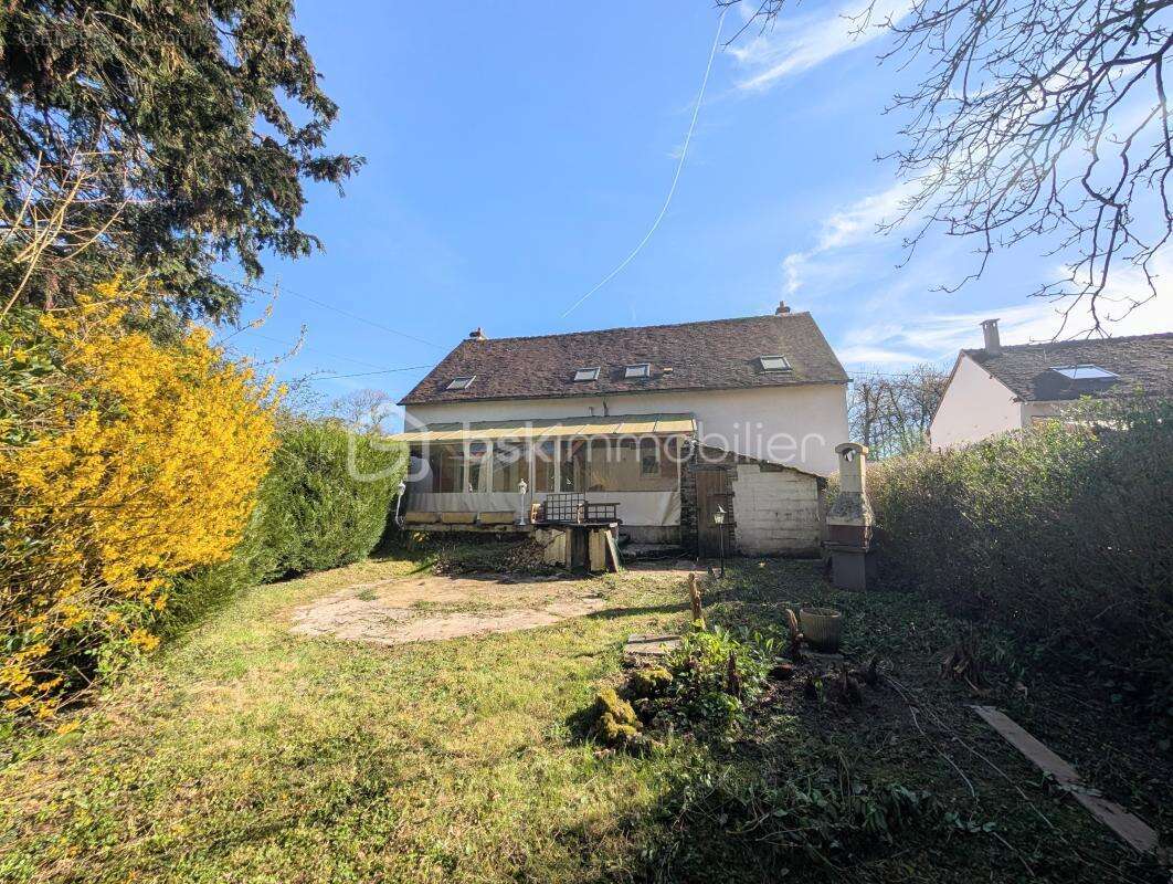 Charme & Authenticité : Magnifique Longère de 184 m² sur 880 m² de terrain - photo 28