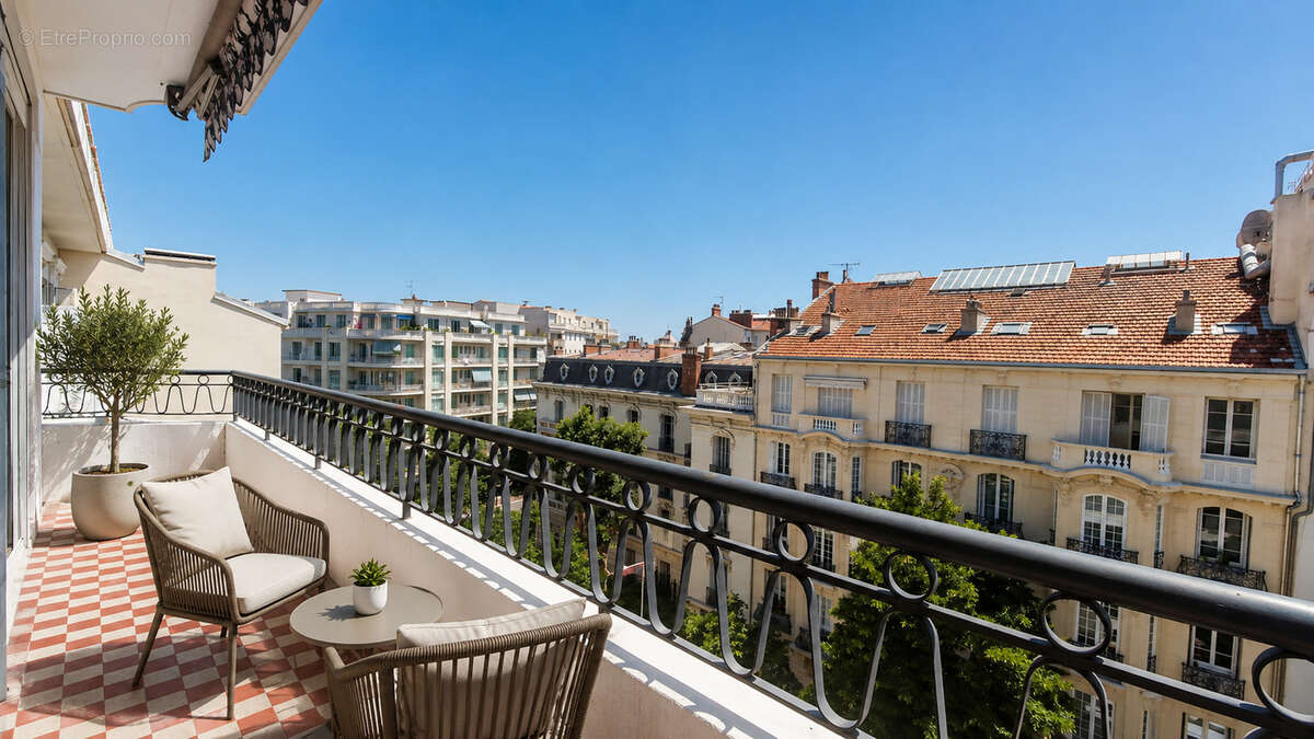 Appartement à NICE