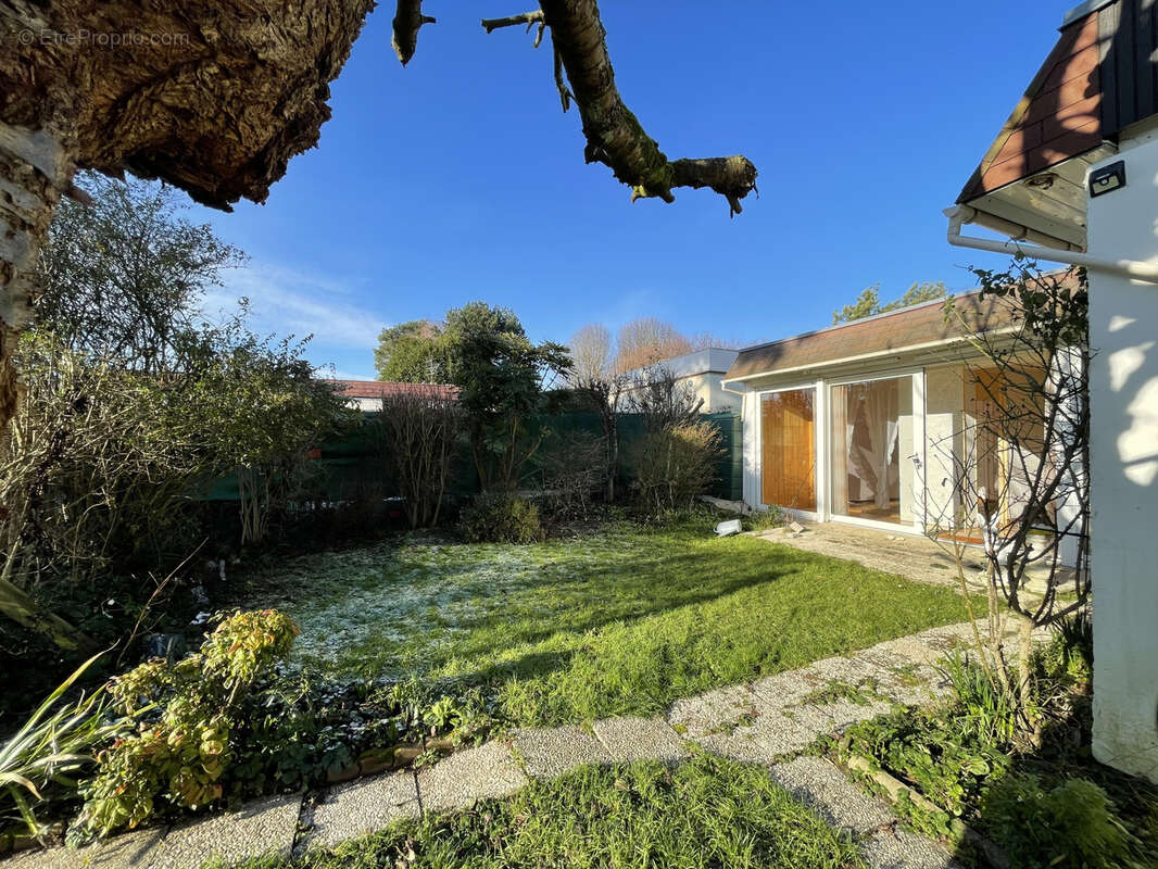 Maison à HEROUVILLE-SAINT-CLAIR