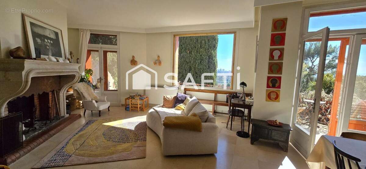 Photo 2 - Maison à VILLENEUVE-LES-AVIGNON