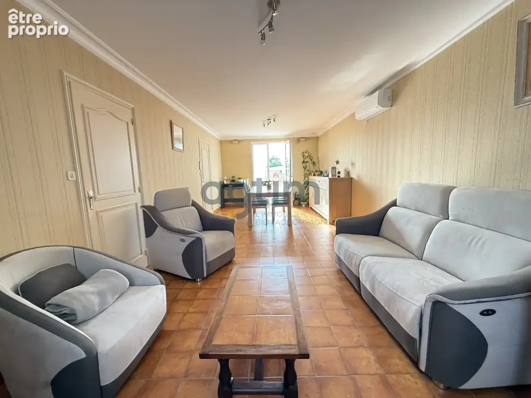 Saint Hilaire de Loulay - 4 chambres - Sous-sol - Jardin - photo 3