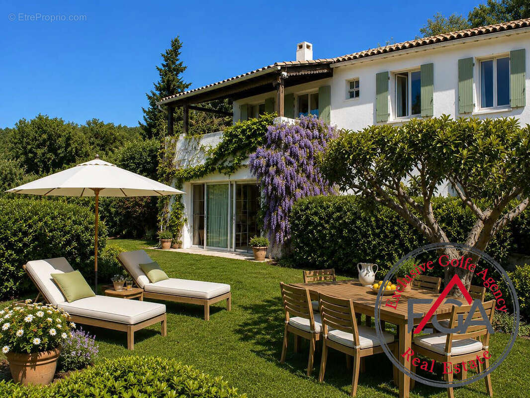 extérieur jardin  - Maison à LA CROIX-VALMER