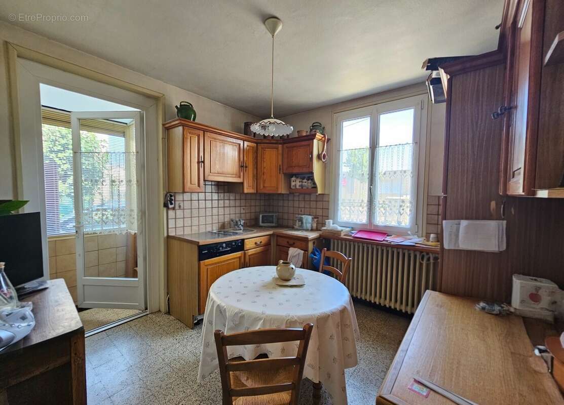 Maison 100 m² à Bourg-En-Bresse  - photo 3