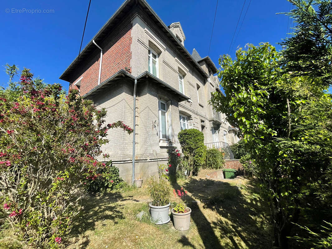 Maison à BELLEVILLE-SUR-MER