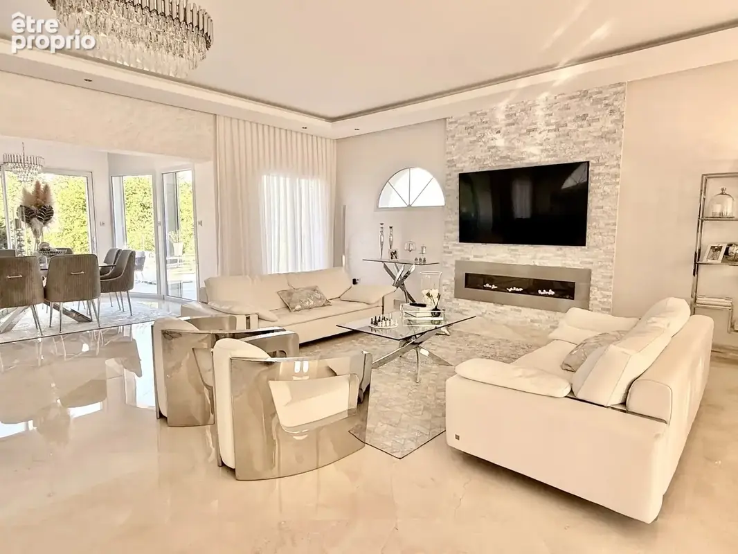 Maison d’exception – Volumes, lumière et art de vivre au calme absolu - photo 11