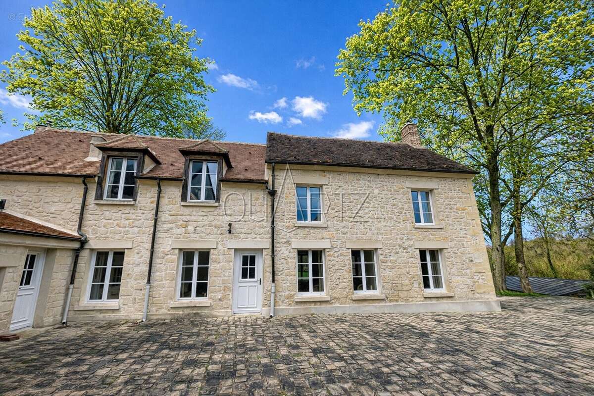 Maison à MARINES