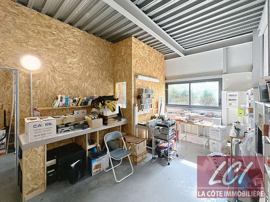 Commerce à LA TESTE-DE-BUCH