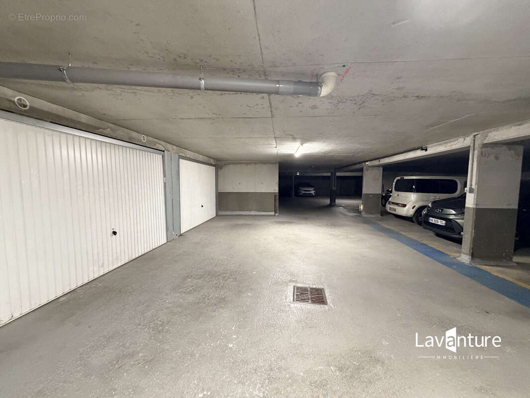 Parking à CHATENAY-MALABRY